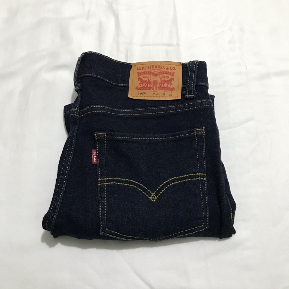 Levi’s Dark Wash Jeans